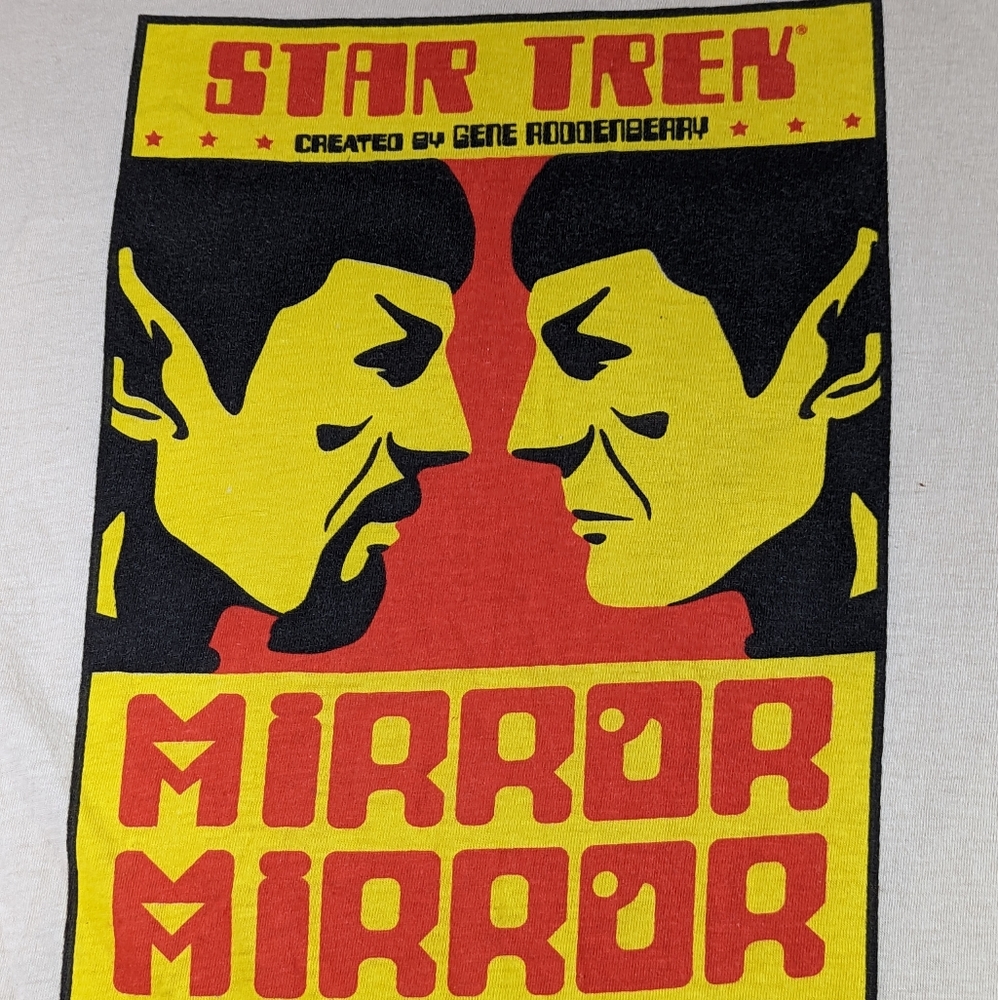 Star Trek Iconic Mirror Mirror Spock vs Spock Episode Bold Graphics Medium